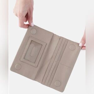 HOBO Lumen Wallet